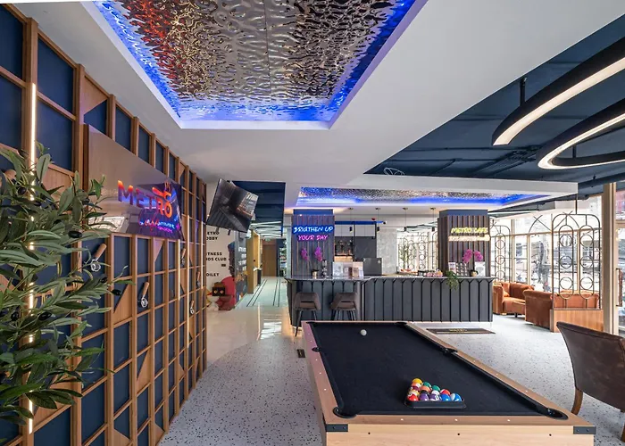 Metro Phahonyothin 35 Hotel 3*